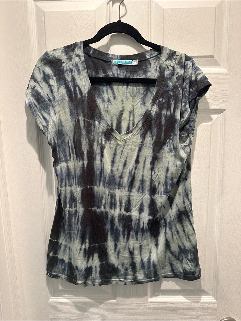 Silver Charm Black & Gray Tie-Dye V-Neck Short Sleeve Tee Size XL
